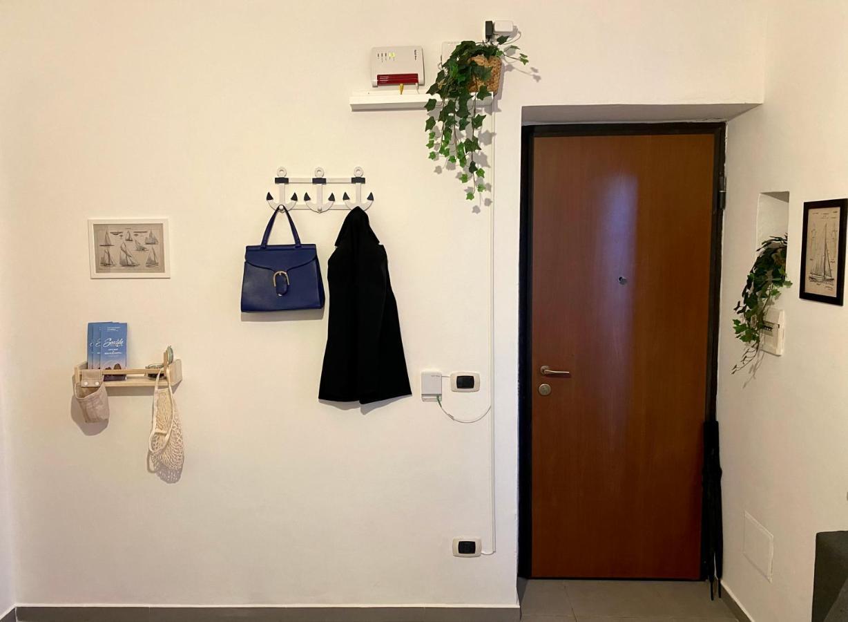 Apartmán Casa Con Terrazzo In Centro Neapol Exteriér fotografie