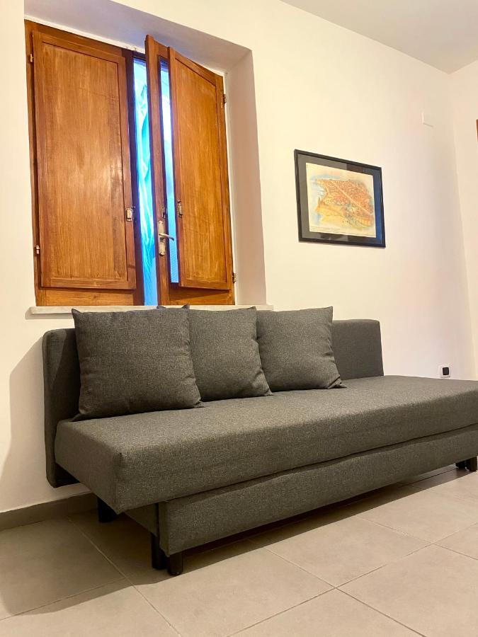 Apartmán Casa Con Terrazzo In Centro Neapol Exteriér fotografie