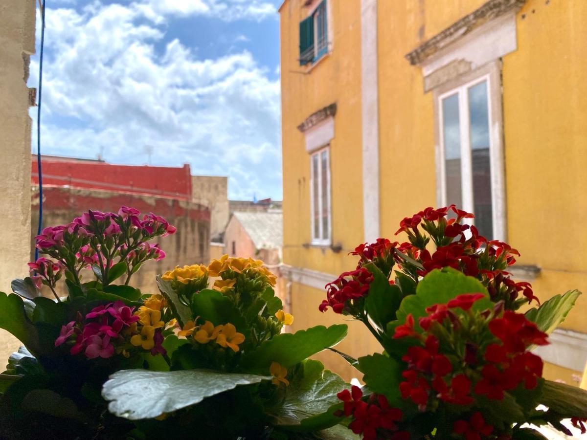 Apartmán Casa Con Terrazzo In Centro Neapol Exteriér fotografie